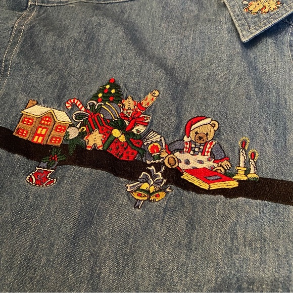 Vintage 90’s Quizz Blue Embroidered Christmas Holiday Button Down Shirt - Picture 3 of 7